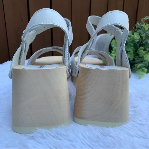 Jeffrey Campbell | NWOB White Platform Sandals