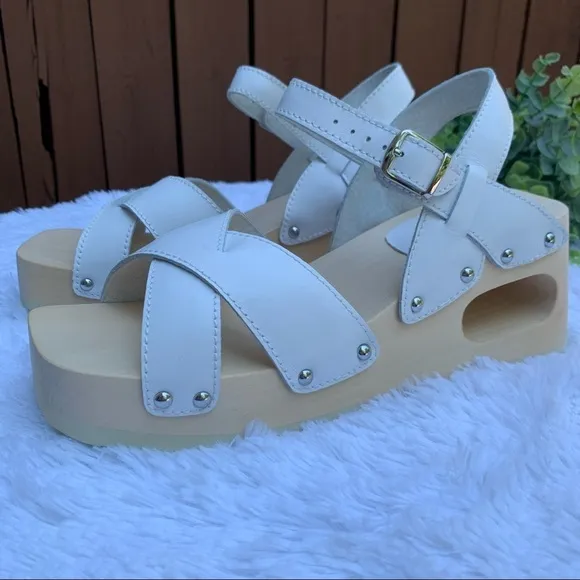 Jeffrey Campbell | NWOB White Platform Sandals