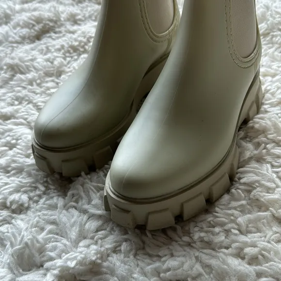 Jeffrey Campbell Platform Rubber Chelsea Boots