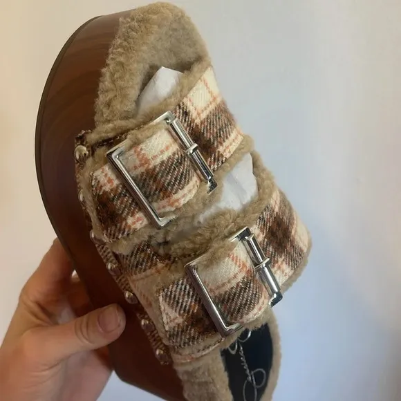 Jessica Simpson Cyriss Platform Wedge Sandal in Plaid With Buckle size 6