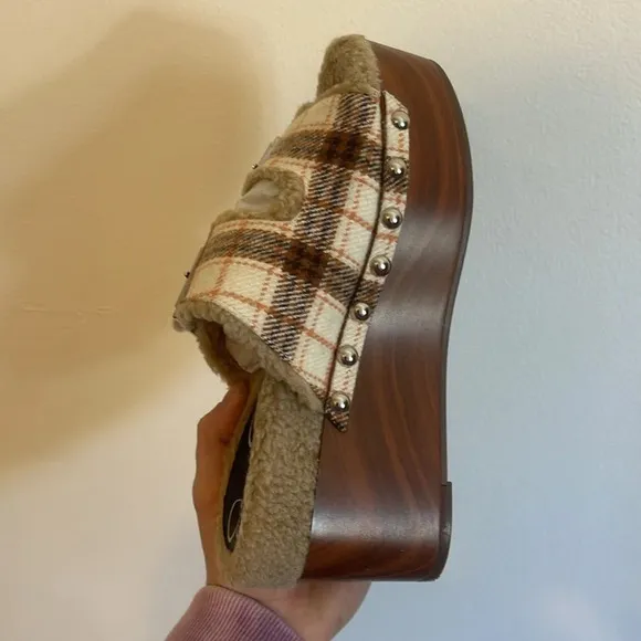 Jessica Simpson Cyriss Platform Wedge Sandal in Plaid With Buckle size 6