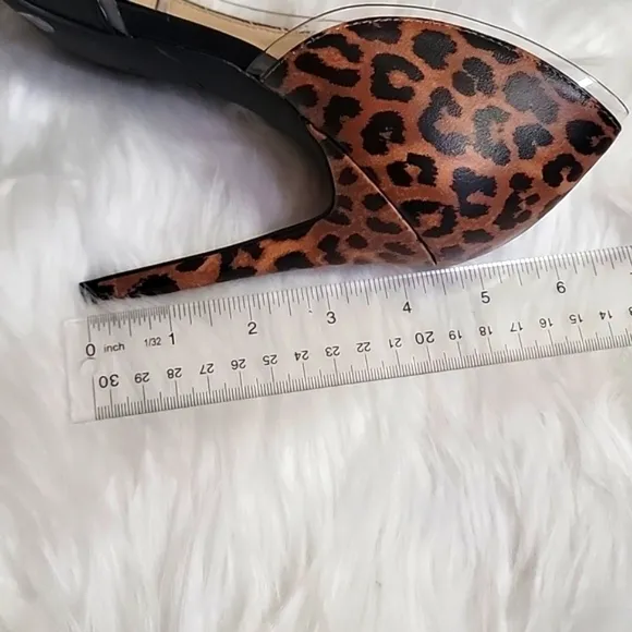 JESSICA SIMPSON JP PAERYN PUMP