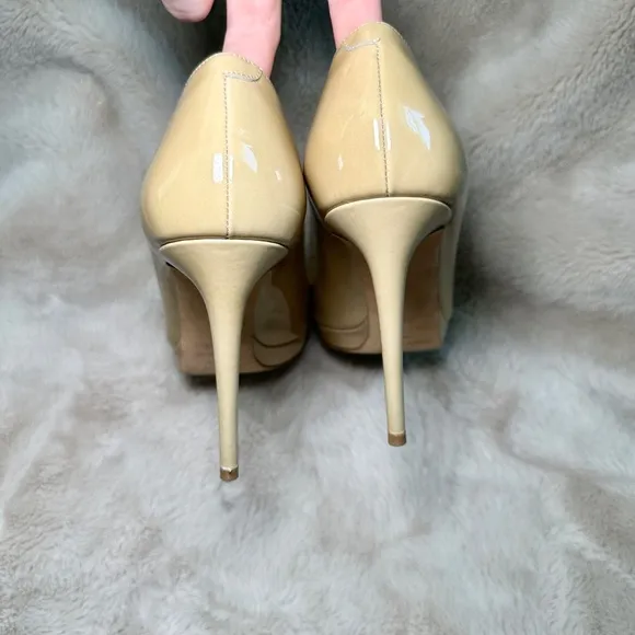 Jimmy Choo Luna 100 Peep Toe Patent Beige Pump Heel 40.5 Excellent
