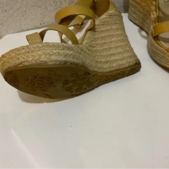 JIMMY CHOO PORTO CRISSCROSS ESPADRILLE WEDGE SANDALS NUDE PATENT LEATHER SZ 39