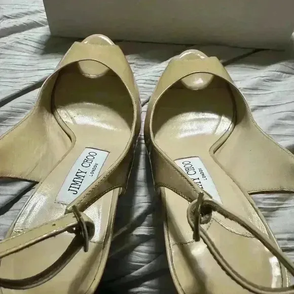 Jimmy Choo Women’s 9.5 Nude Patent Leather Italy Peep Toe Slingback Heels In Box