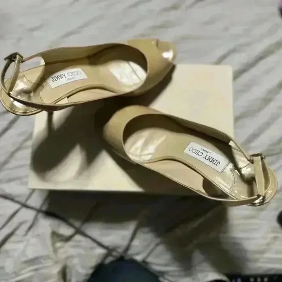 Jimmy Choo Women’s 9.5 Nude Patent Leather Italy Peep Toe Slingback Heels In Box