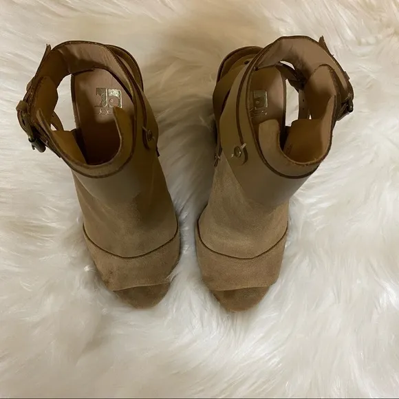 Joe's Jeans Petra Suede Peep Toe Tobacco Tan Block Heel Sandals Size 5.5