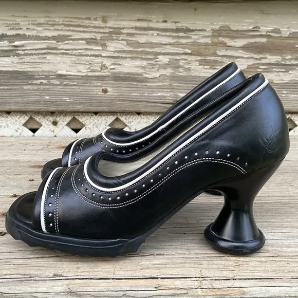 John Fluevog Shoes Mini PIPSQUEAK Brogue Peep Toe Heels in Black Women's Size 9