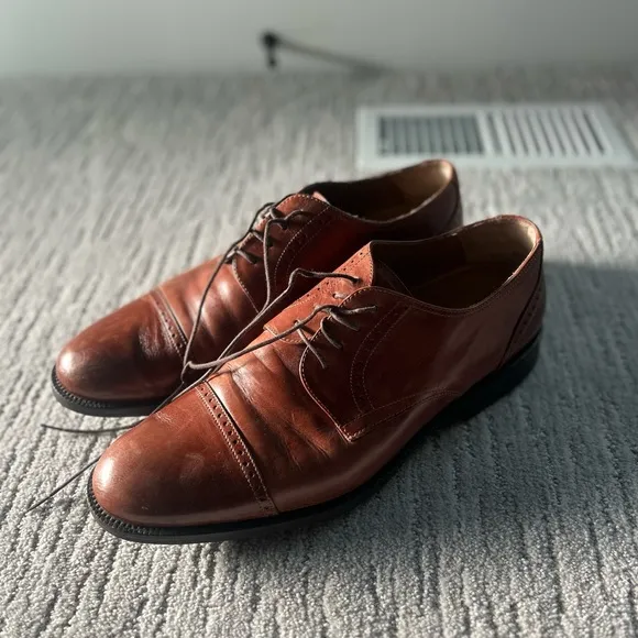 Johnston &amp; Murphy Men’s Dress Shoes - Callum Cap in Mahogany