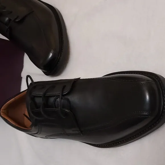 Johnston &amp; Murphy Tabor Run Off Lace Dress Shoes