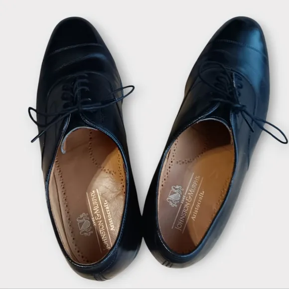 🩶JOHNSTON AND MURPHY ARISTOCRAT MEN'S SIZE 9.5 BLACK DRESS SHOES.