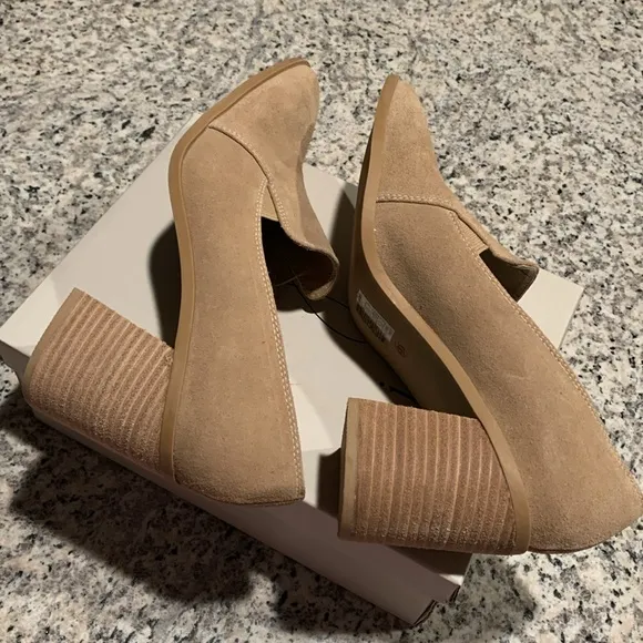 JOIE Wevenly Suede Block Heel Closed Toe Loafer