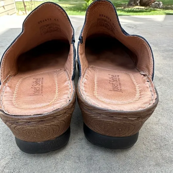 Joseph Seibel Catolina 53 Mules Clogs Studded Navy Blue Size 41 US Size 9-10