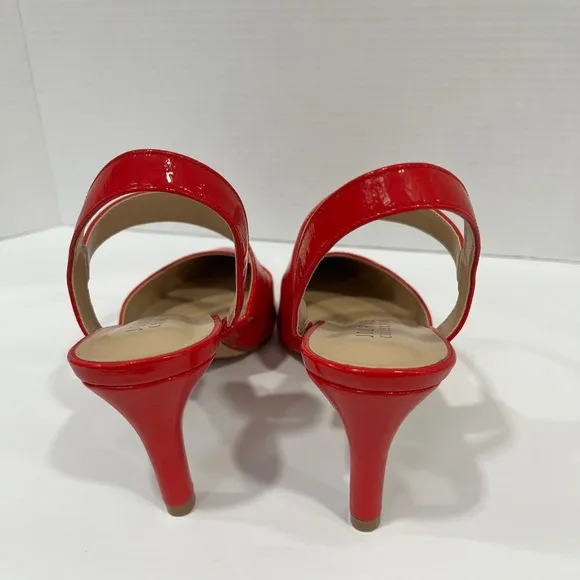 Journee Collection Scarlett Pointed‎ Toe Stiletto Heel Pumps. Size 9. Color: RED
