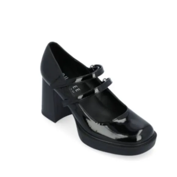 Journee Collection, Shasta black patent shoes. NIB- Size 8.5