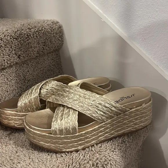 Jslide QUIVER Light Gold Raffia espadrille sandals