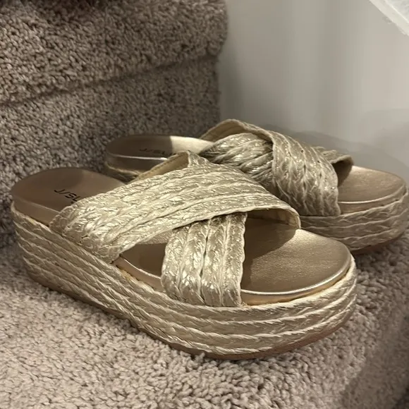 Jslide QUIVER Light Gold Raffia espadrille sandals