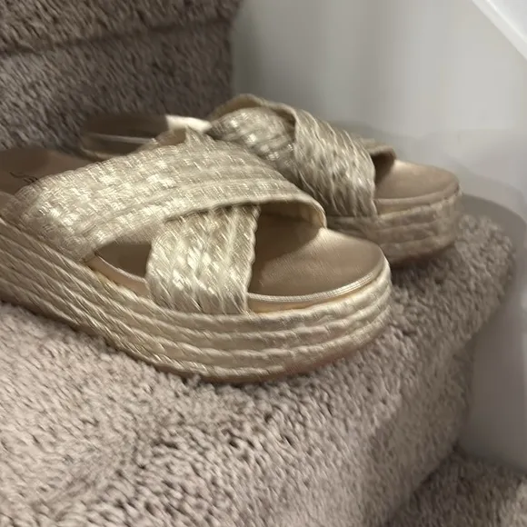 Jslide QUIVER Light Gold Raffia espadrille sandals