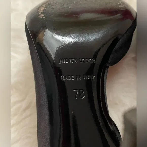 Judith Leiber black satin peep toe D’Orsay heels shoes 7B