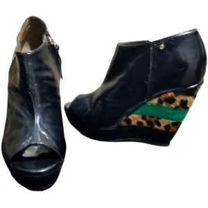 Just Cavalli Platform Wedge Hair-on &amp; Glove Leather Shoes sz 39/8.5