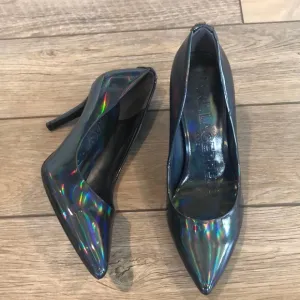 Karl Lagerfeld Holographic Black Stiletto Heels size 6