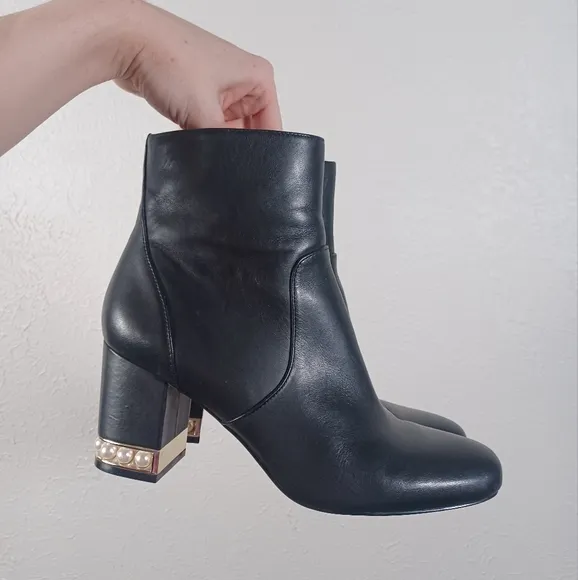 Karl Lagerfeld Sadie Pearl Heel Black Leather Bootie