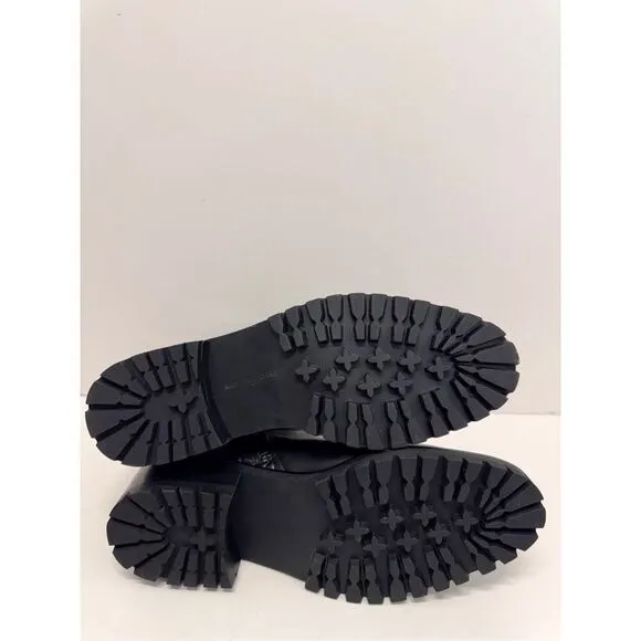 Karl Lagerfeld Boots Size 9 Black Leather Womens Lug Sole Zip Closure NEW