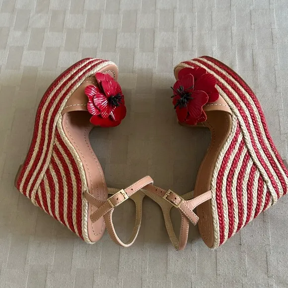 Kate Spade Lainey Red Stripes Poppy Floral Appliqué Wedge Espadrille Sandals