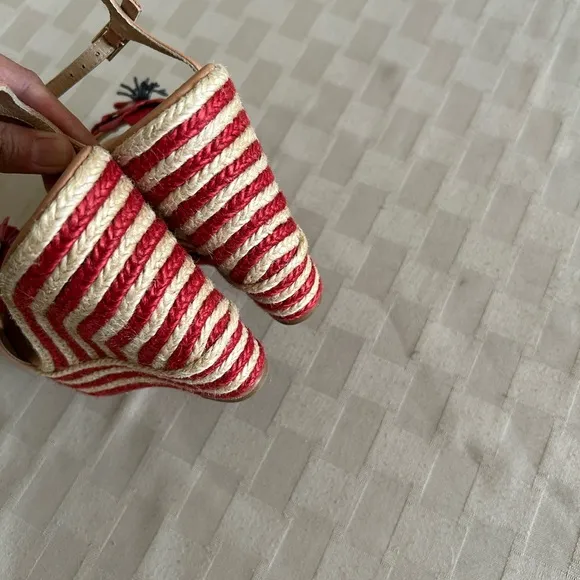 Kate Spade Lainey Red Stripes Poppy Floral Appliqué Wedge Espadrille Sandals