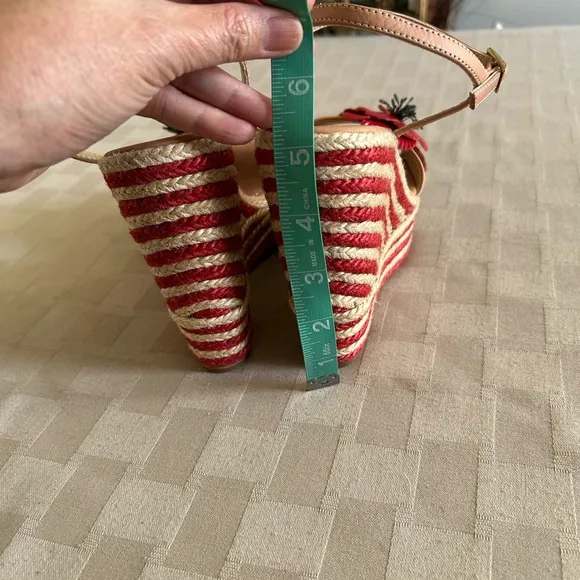 Kate Spade Lainey Red Stripes Poppy Floral Appliqué Wedge Espadrille Sandals
