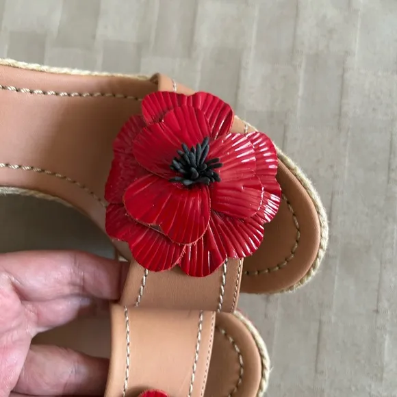Kate Spade Lainey Red Stripes Poppy Floral Appliqué Wedge Espadrille Sandals