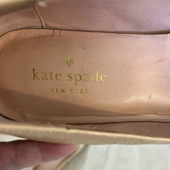 Kate Spade Woman's Tan Patent Leather Chain-Link Dress Loafer Sz 10