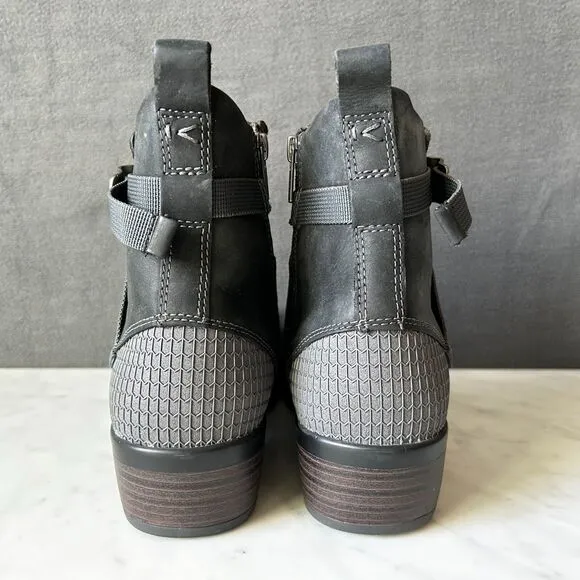 Keen Morrison Black Suede Leather Ankle Boot Side Zip &amp; Strap - Women's Size 9
