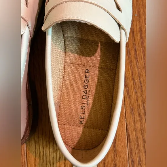 KELSI DAGGER BROOKLYN Lens Salt Natural Leather Cream Loafers size 6.5
