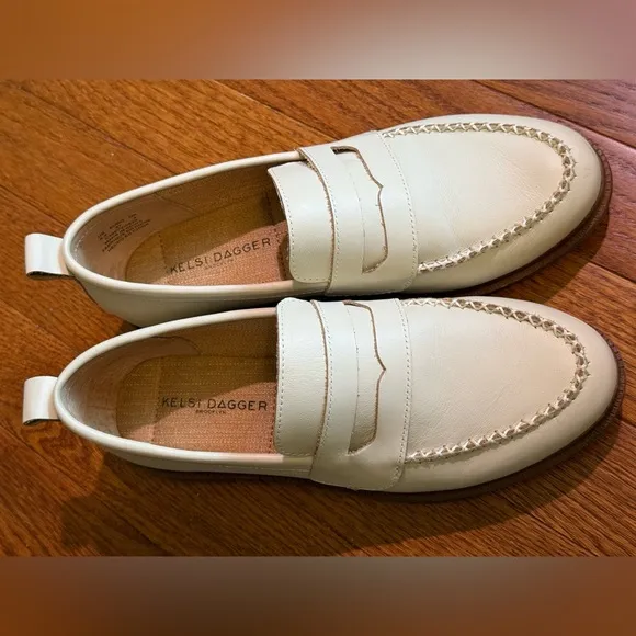KELSI DAGGER BROOKLYN Lens Salt Natural Leather Cream Loafers size 6.5