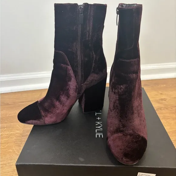 Kendall   Kylie Brooke 3 Dk Purple Zip Boots Block Heel