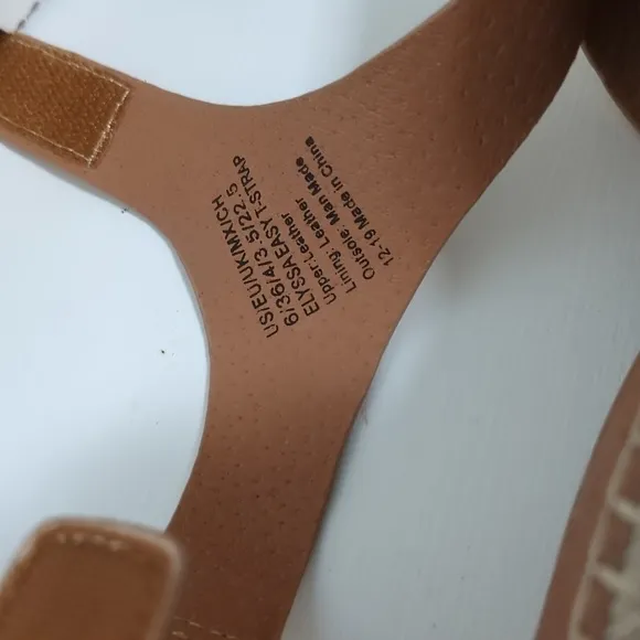 Kenneth Cole Gentle Souls Elyssa T-Strap Rose Gold Wedge Sandals, 6.5, NWOT