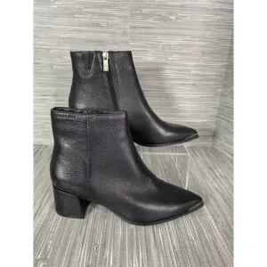 Kenneth Cole Womens Black‎ Chelsea Heeled Boot Shoes Pointed Toe Side Zip Sz 6.5