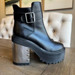 Killstar Women's Size 5 Gothic Platform Boots Metal Stud Punk Combat Military