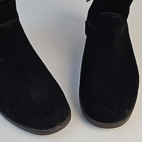 Koolaburra by UGG Lorelei Black Suede Leather Side Zip Slouchy Ankle Boots