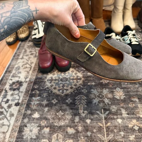 Kork-Ease Brown Dress Shoes with Classic Design