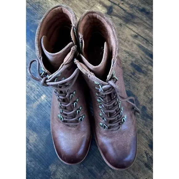 KORK-EASE Disna Boots Size 9.5 / Like New