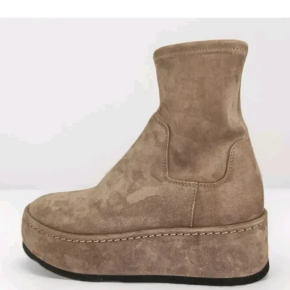 La Canadienne Suede Pull Platform Boots - Sz Eu 35