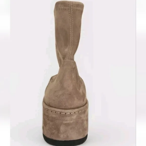 La Canadienne Suede Pull Platform Boots - Sz Eu 35