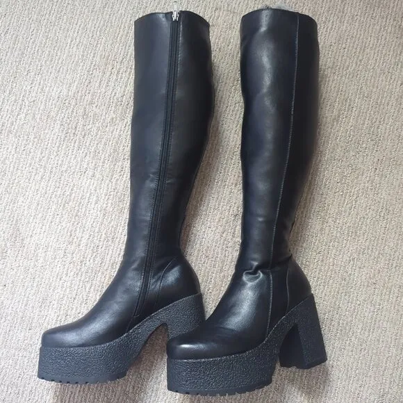 Lamoda &quot;I'm What You Want&quot; Knee High Boots