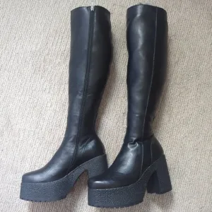 Lamoda &quot;I'm What You Want&quot; Knee High Boots