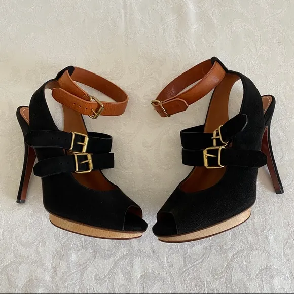 Lanvin buckle ankle strap sandals