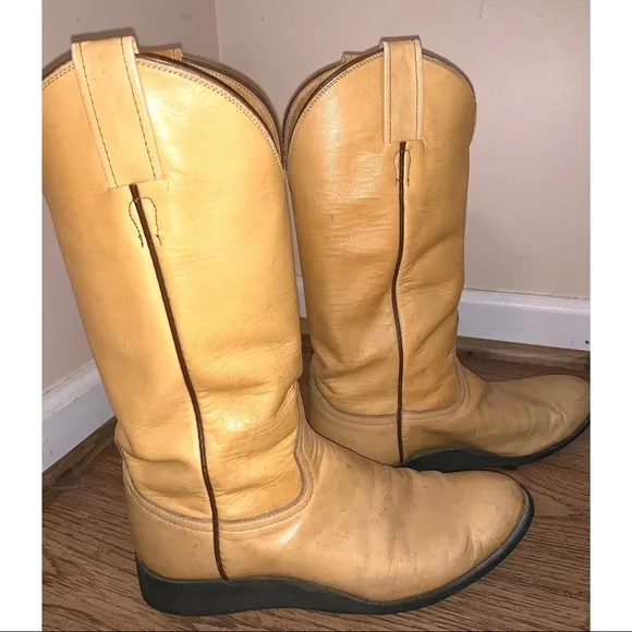 Laredo Laramie Blonde Leather Wedge Heel Boots 8.5