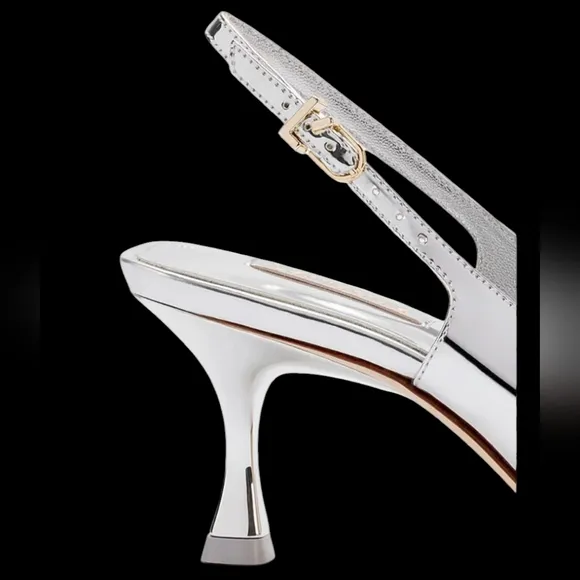 Larroude Ines Pump In Silver Specchio... Size 9.5
