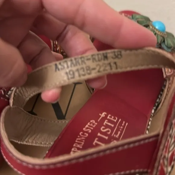 L’ARTISTE ASTARR Sandals